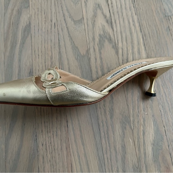 Manolo Blahnik Gold Kitten Heel Slides - Picture 2 of 5